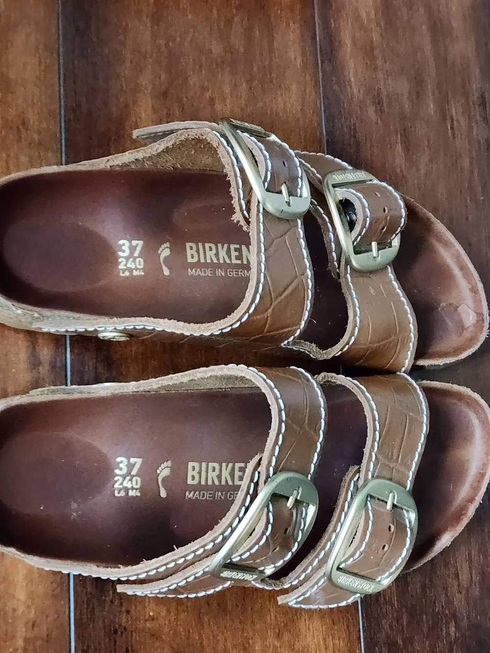 Birkenstock Arizona Croc Embossed Leather Sandals Brown Big Buckle EU 37 US 6